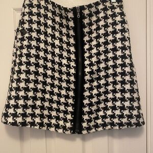 Anthropologie Chic Black and White Houndstooth Skirt